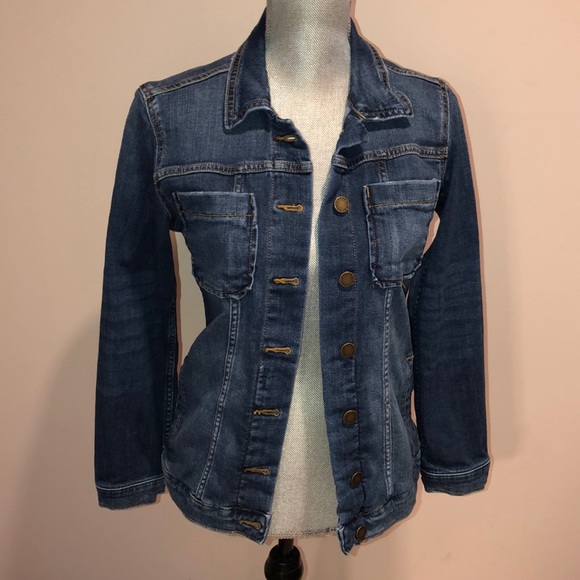 Rock & Republic Jackets & Blazers - 💕Rock&Republic jeans jacket 💕